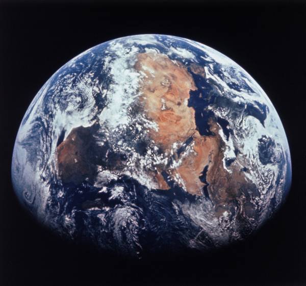 Планета Земля, вид из корабля Аполло. 1969.